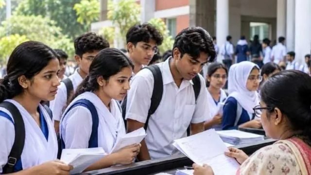 জিপিএ-৫ পেয়েও যে কারণে ভর্তির জন্য কলেজ পায়নি ২২০৫ শিক্ষার্থী