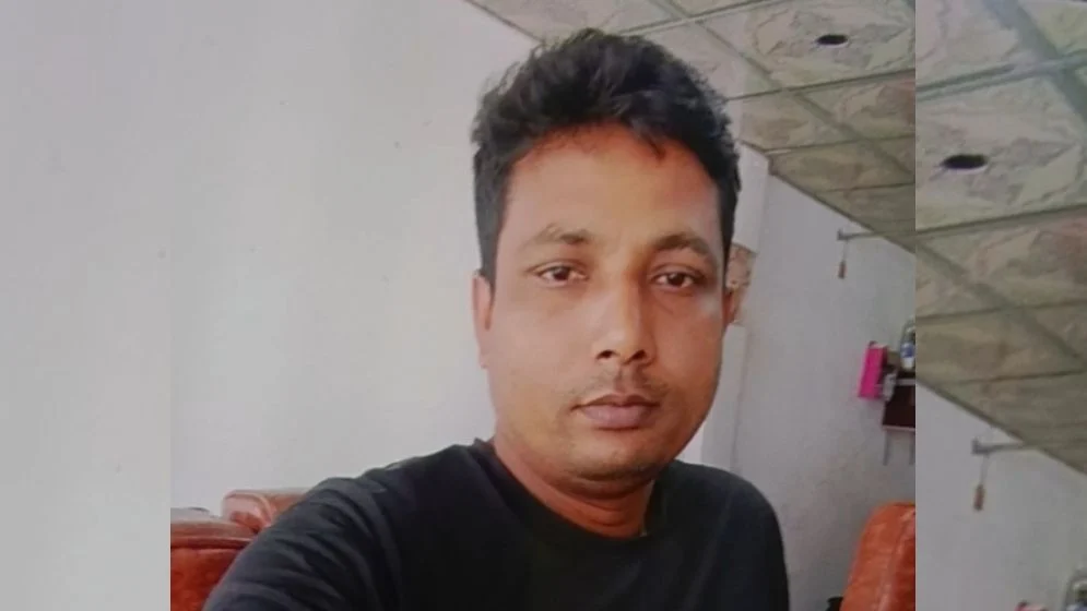 পূজায় বাড়ি যাওয়া হলো না পুলিশ সদস্যের